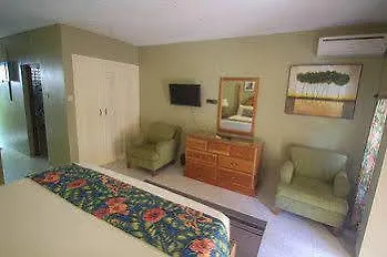 Moonrisevillas Negril Apartment