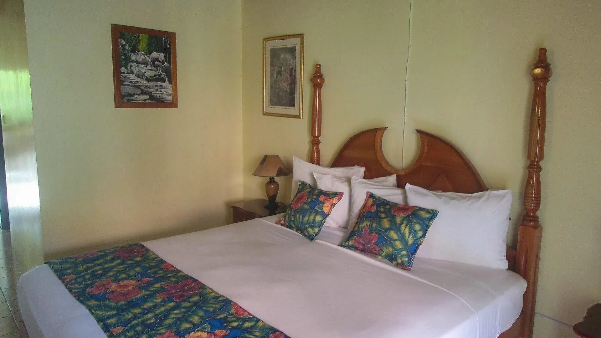 Moonrisevillas Negril Apartment
