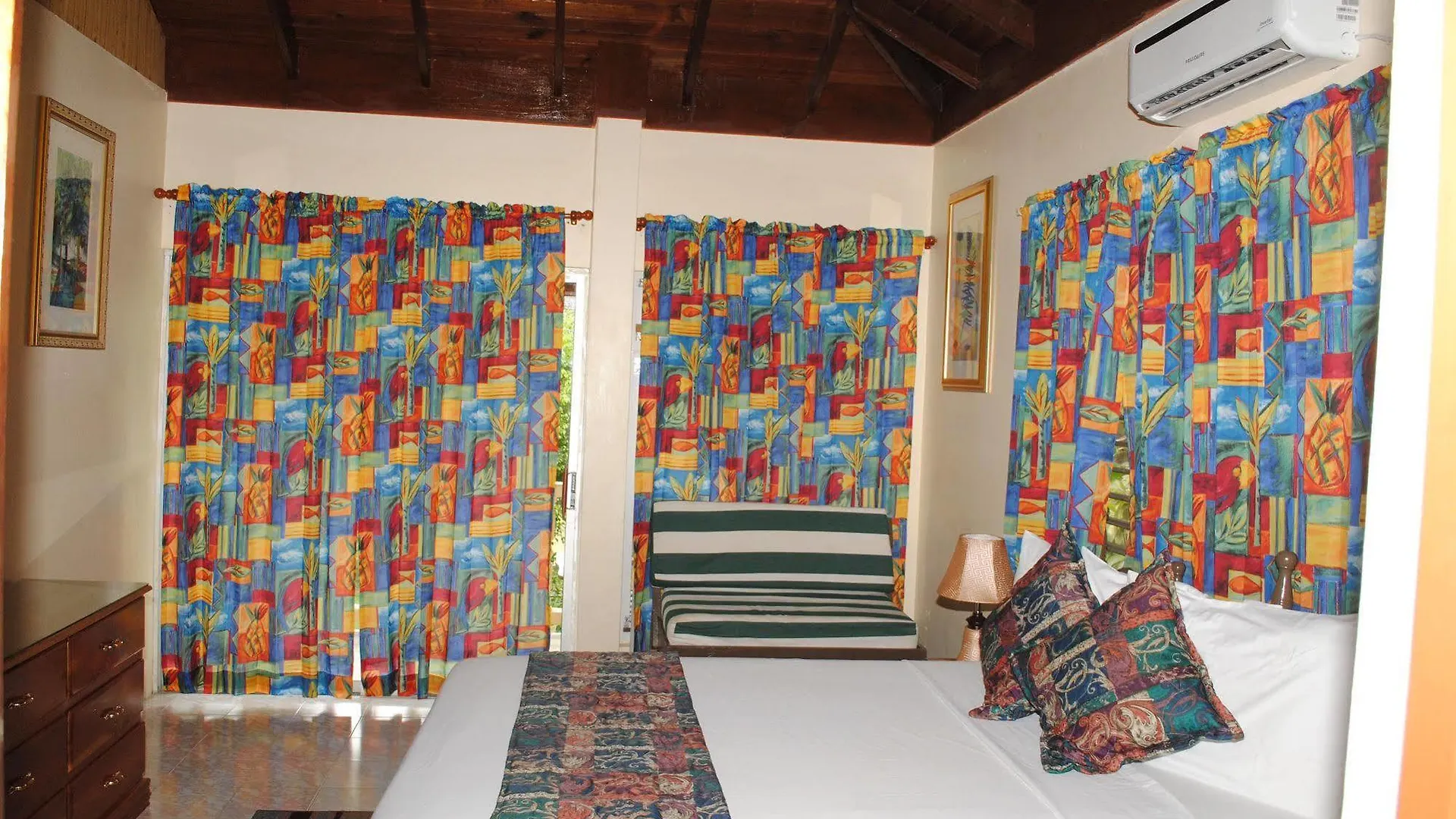 Moonrisevillas Negril Apartment